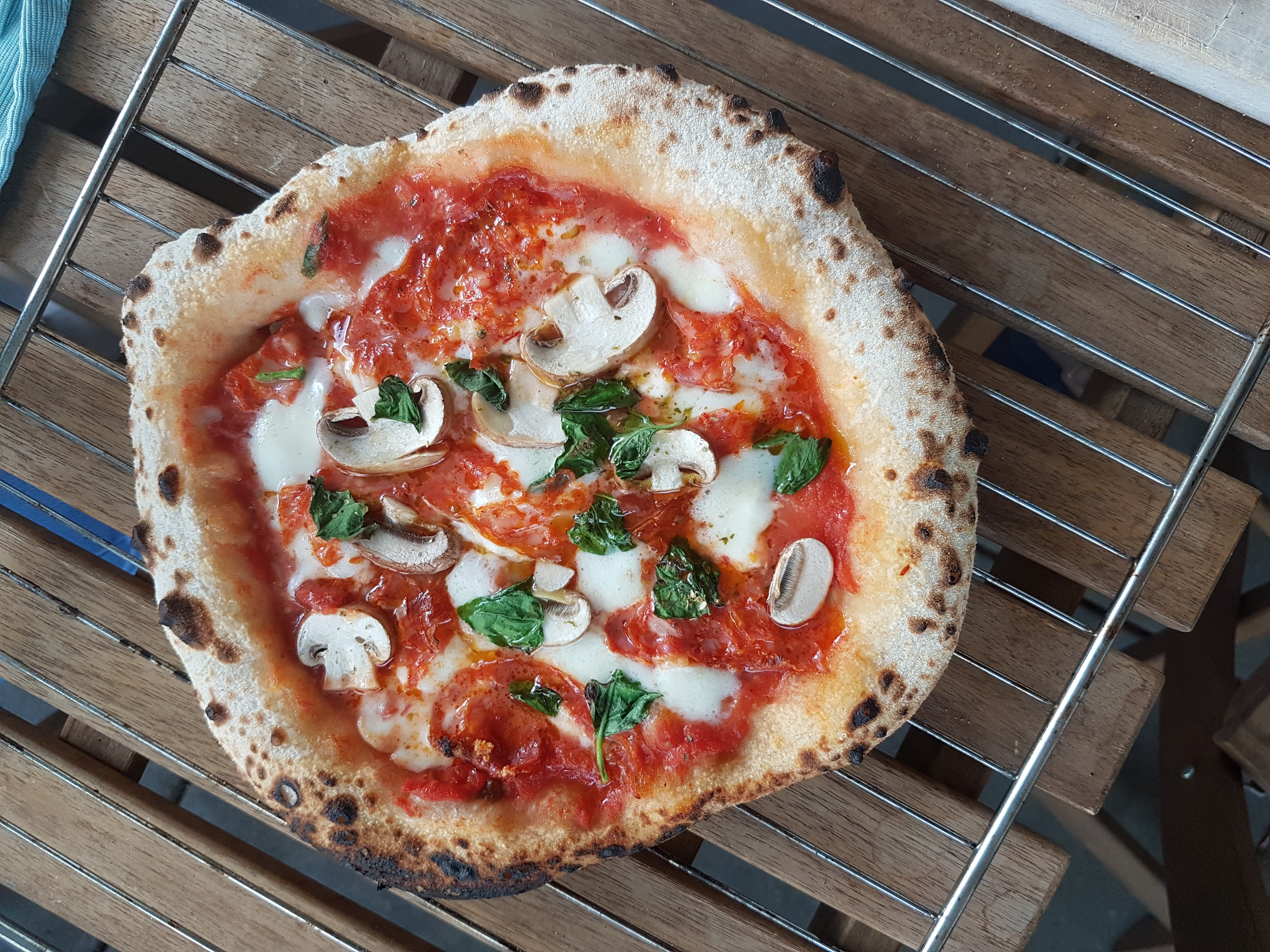 Salami picante Funghi